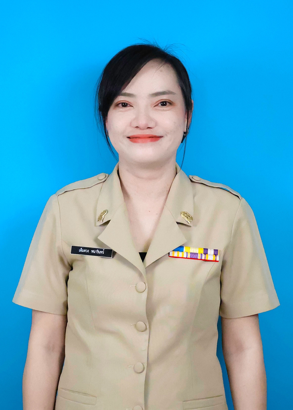 นางสาวเต็มดวง พนารินทร์
